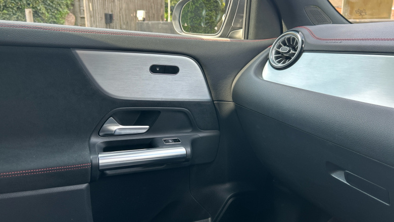 Mercedes-Benz Eqa 250 140kW AMG Line 66.5kWh 5dr Auto Electric Hatchback